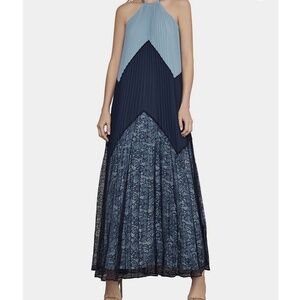 Long Maxi Halter Lace Dress Size Small BCBG